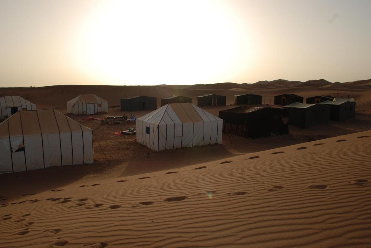 Kasbah Les Alizes Du Desert M'Hamid Eksteriør billede